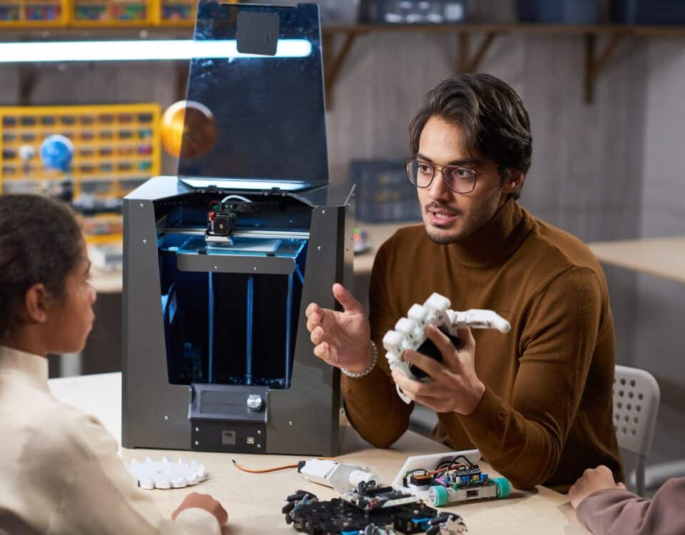 Teacher talking about the artificial intelligence