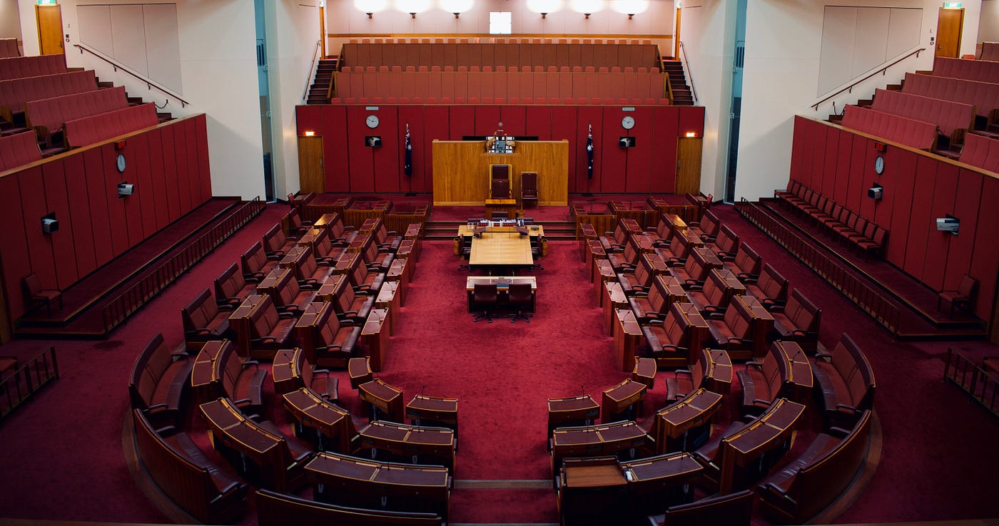 Eine pragmatische Analyse von OpenAIs Aussage vor dem Senat