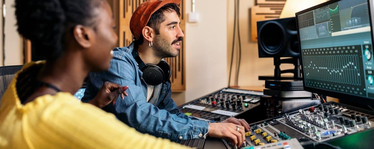 MusicLM