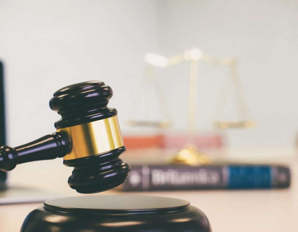 Sarah Silverman verklagt Openai und Meta vor Us Gericht auf 1Milliarde Dollar